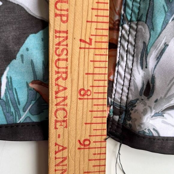 O’Neill Tropical Floral Boardshorts Mens M 32/9 - Picture 9 of 9